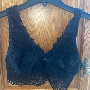 black bralette